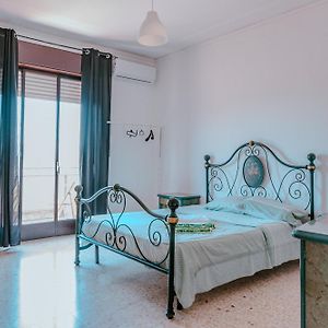 Camera con letto king size
